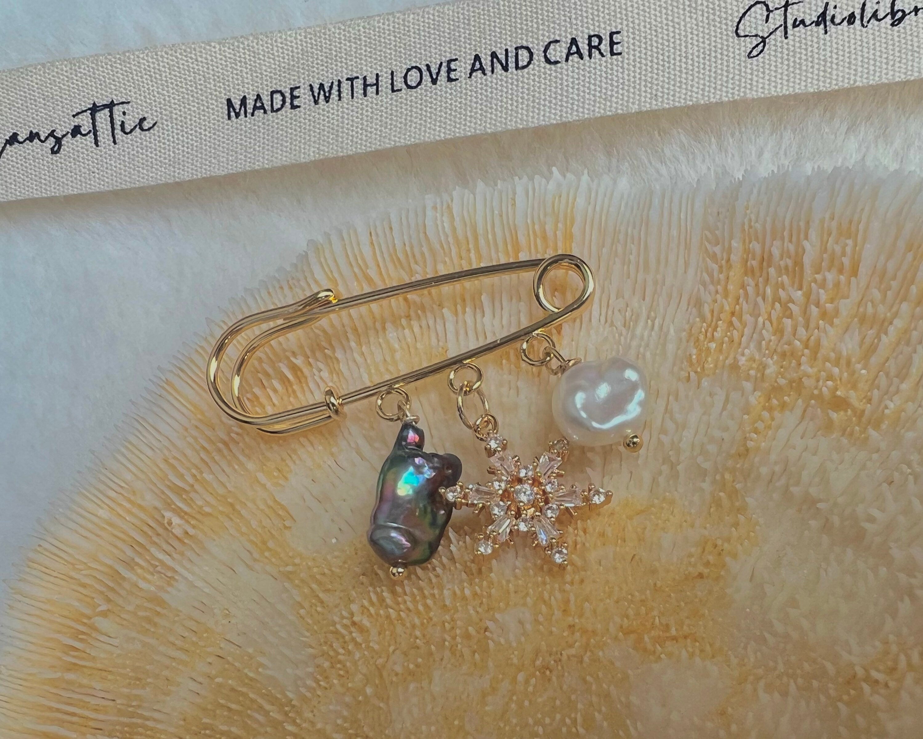 High quality luster Freshwater baroque pearl Safety pin brooch. Dangle zircon pin brooch.18K gold plated genuine pearl pin. Bridesmaid gift.