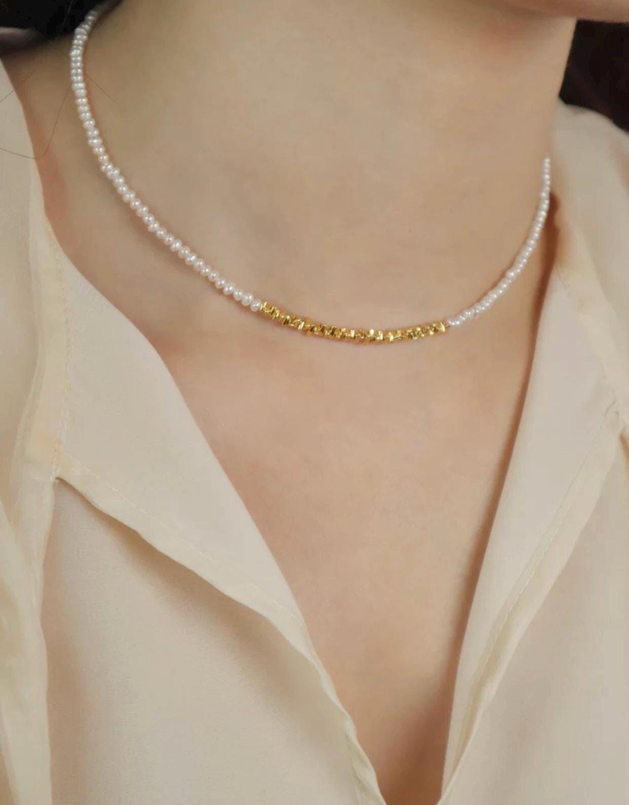 Freshwater baby pearl with irregular gold beads necklace. Minimalist necklace. Elegant necklace. Gift for her. Sterling silver