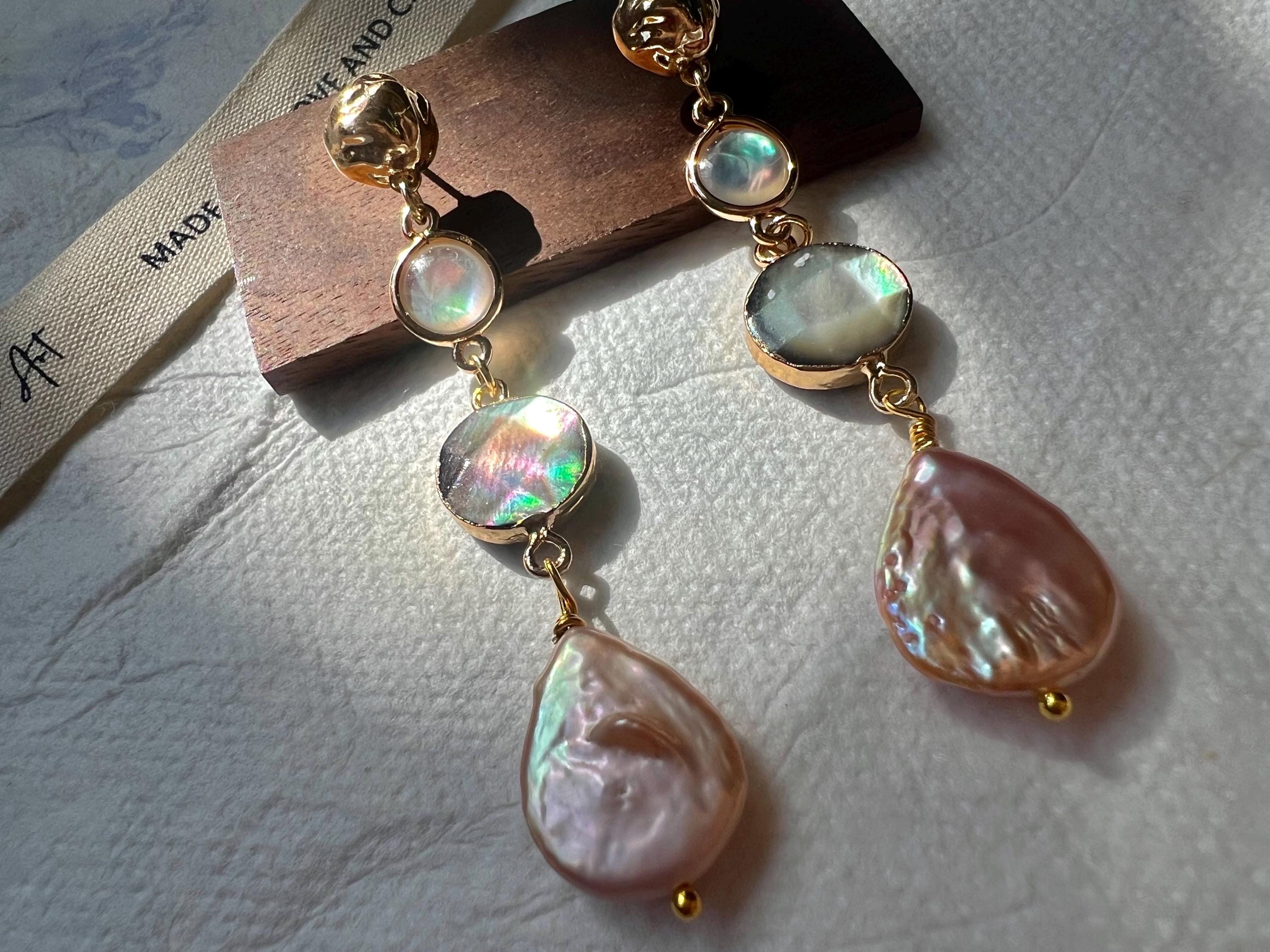 Designed freshwater pearl asymmetric dangle earrings. Mother of Pearl baroque pearl earrings. Dainty pearl earrings. Gift for her