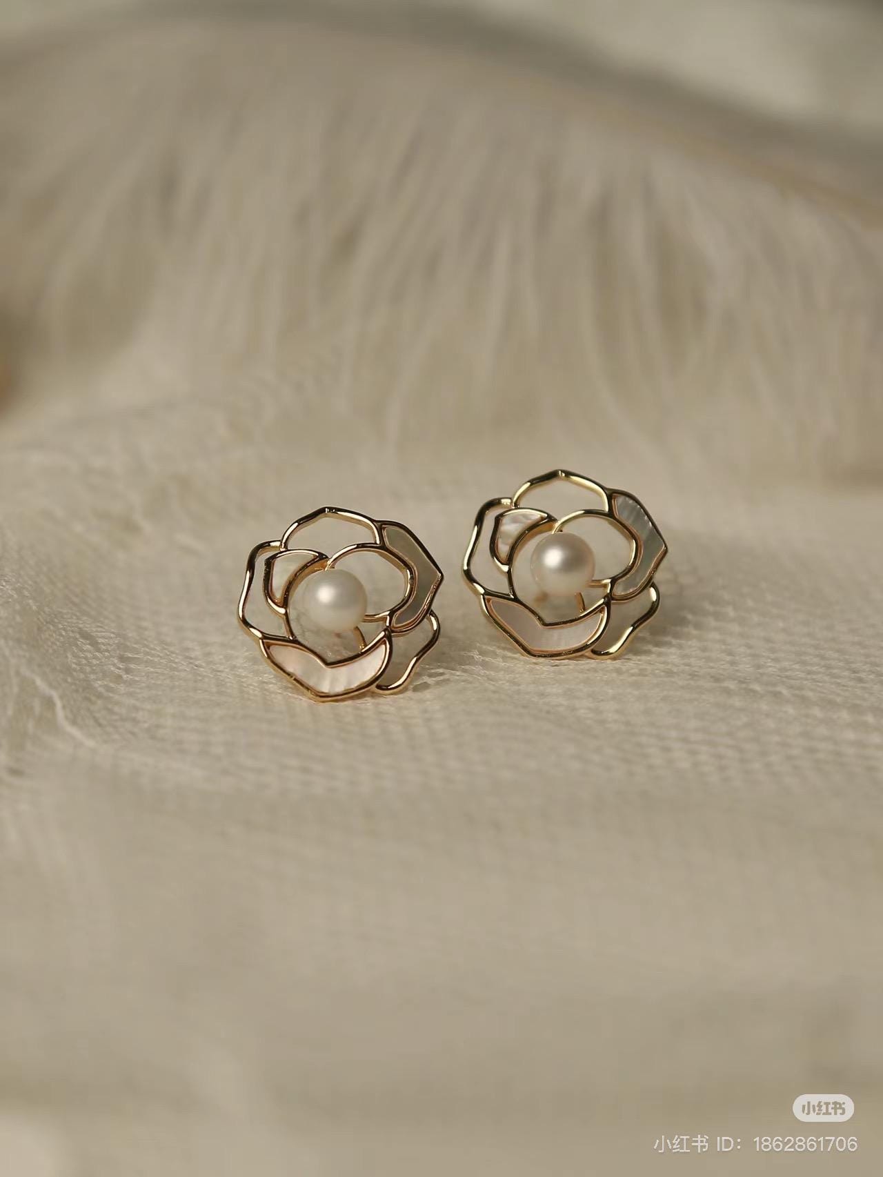 925 sterling silver ear post natural freshwater pearl camellia ear stud dainty earring. Elegant earring. Delicate earring. Gift for her