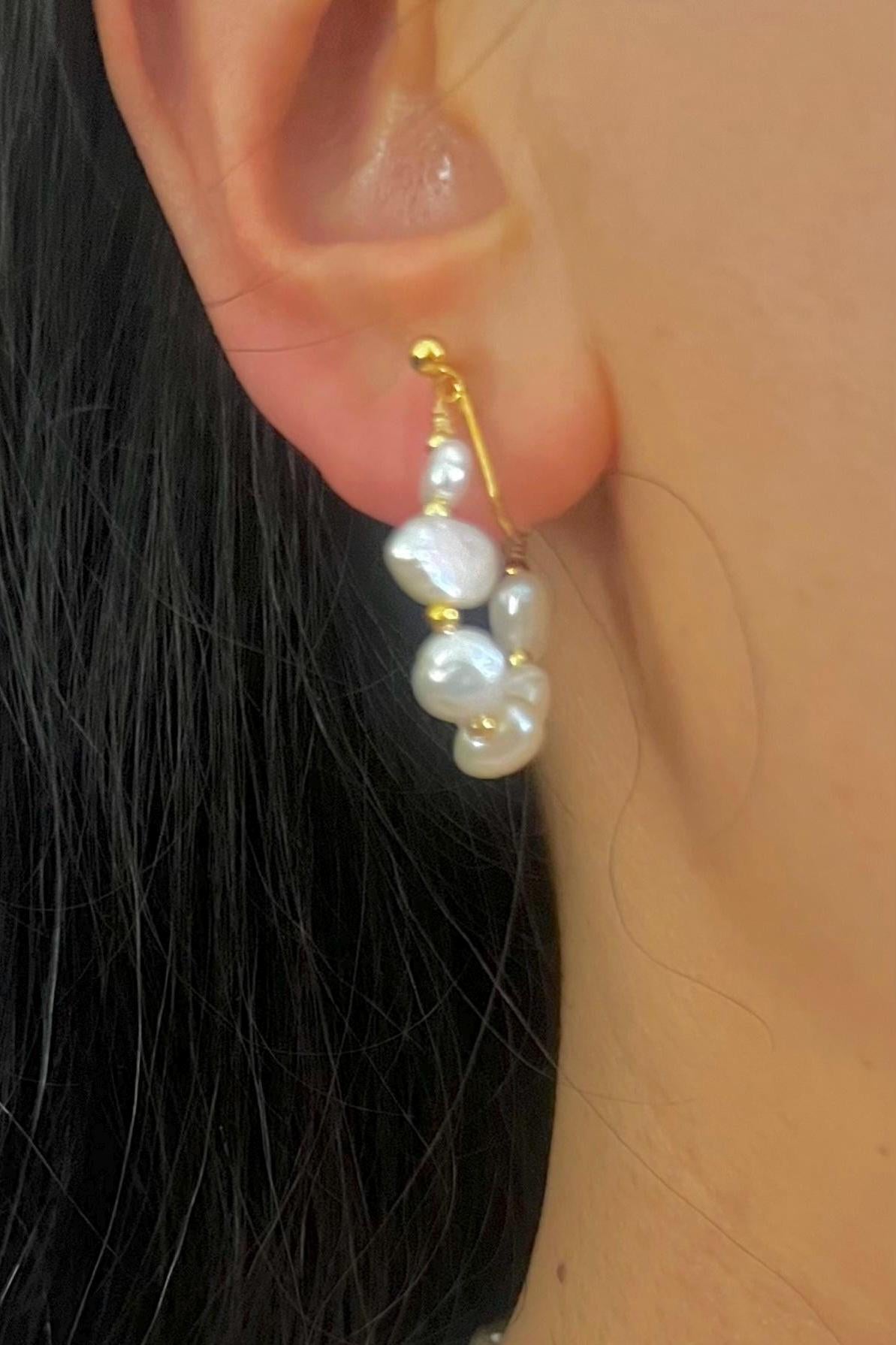 Tiny genuine baroque Pearl clip on earring. Luster irregular pearl comfortable earring. Dainty no pierced earrings. Huggie earring