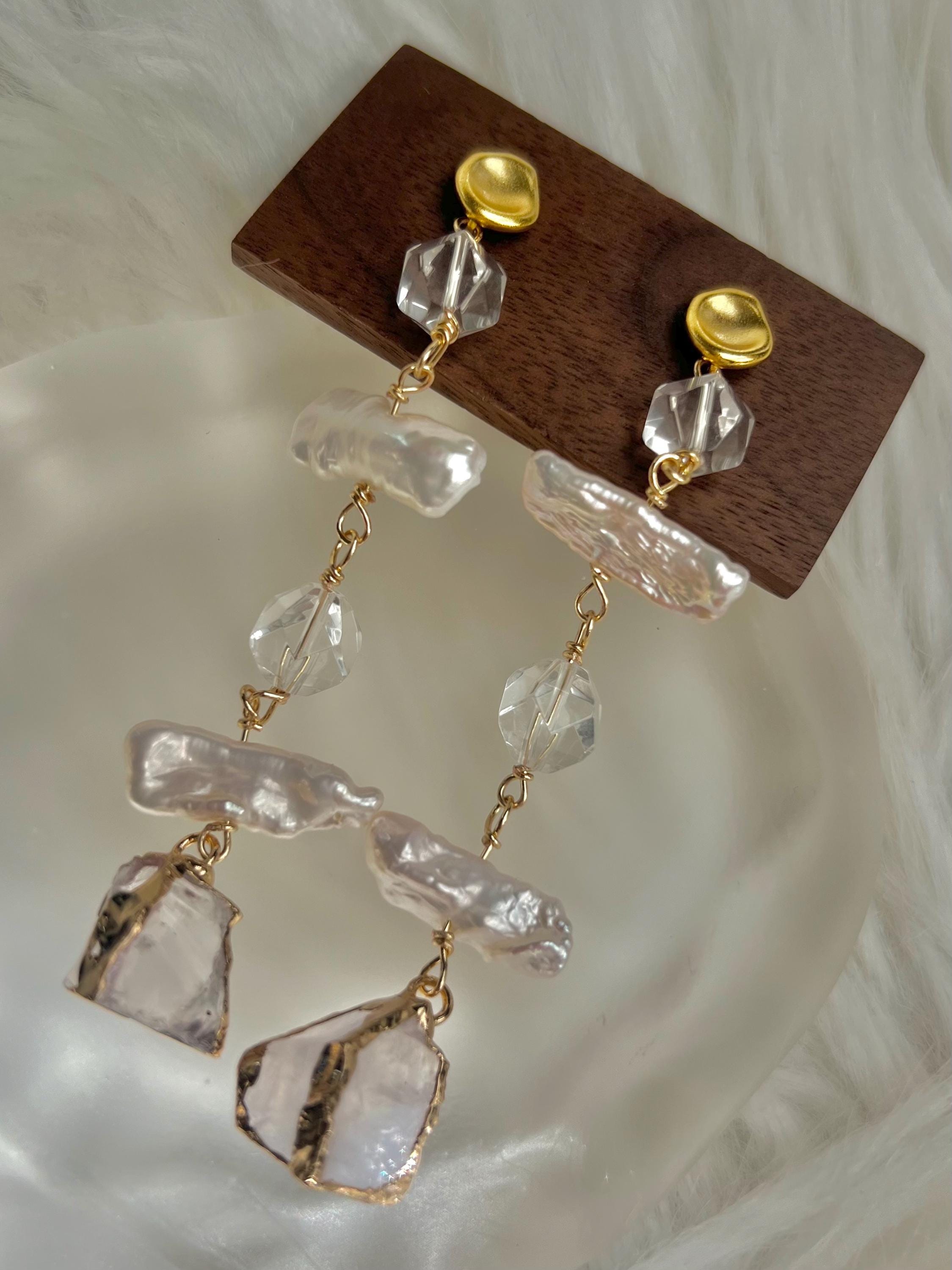 Chic piwa freshwater pearl crystal long dangle earring. Diamond earrings. Bridal Boho earrings. Gift for her.