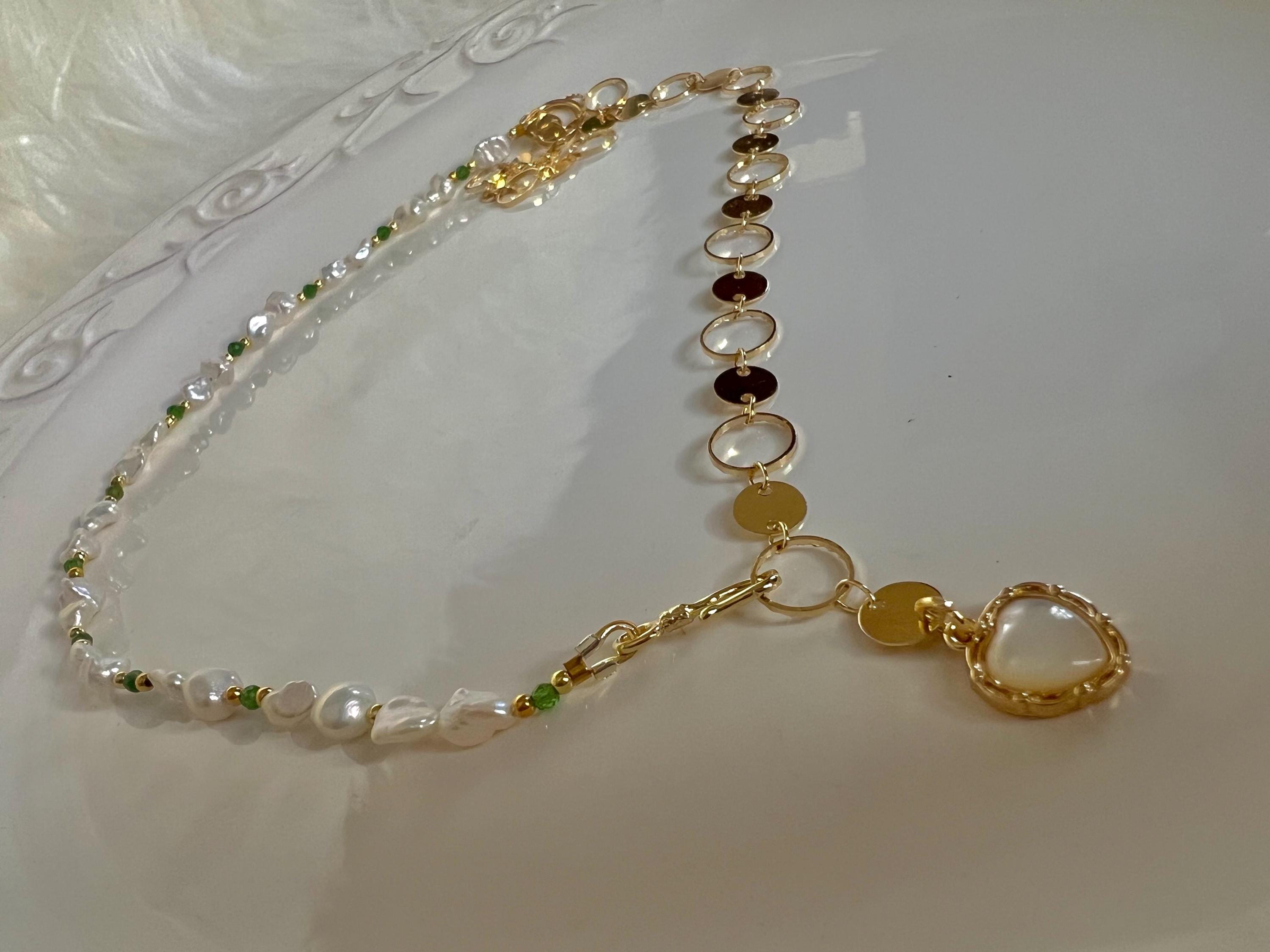 Freshwater baroque petal pearl half chain gemstone necklace. High luster baroque pearl necklace. Y necklace. Vintage necklace