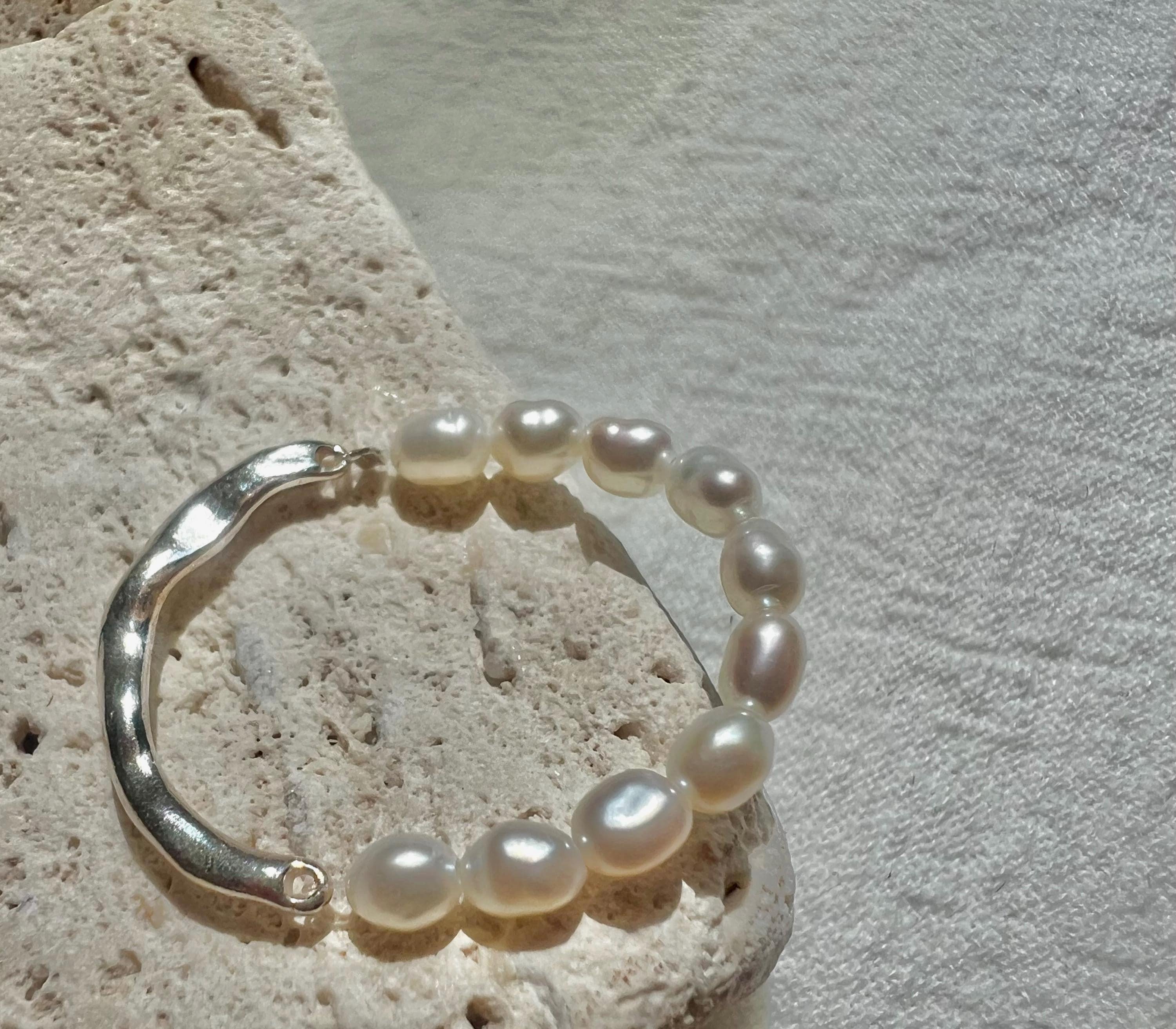 Half freshwater pearls sterling silver beads ring. Minimalist ring. Beaded pearl ring. Multiple ways ring. Wedding ring.