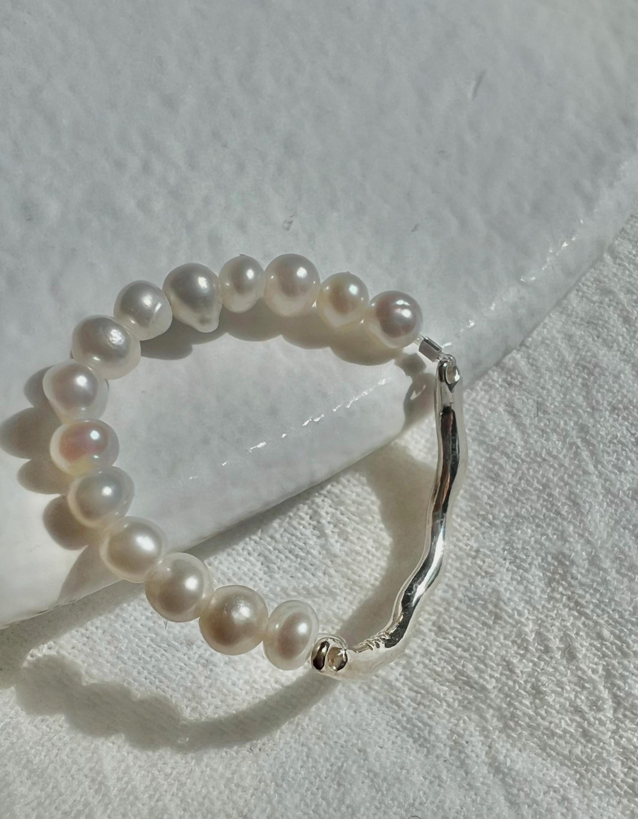 Half freshwater pearls sterling silver beads ring. Minimalist ring. Beaded pearl ring. Multiple ways ring. Wedding ring.