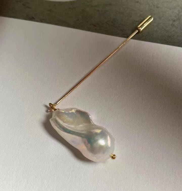 High quality luster genuine baroque pearl stick pin. Clothing Pearl brooch. Minimalist hat pin. Delicate scarf pear brooch pin. Safety pin