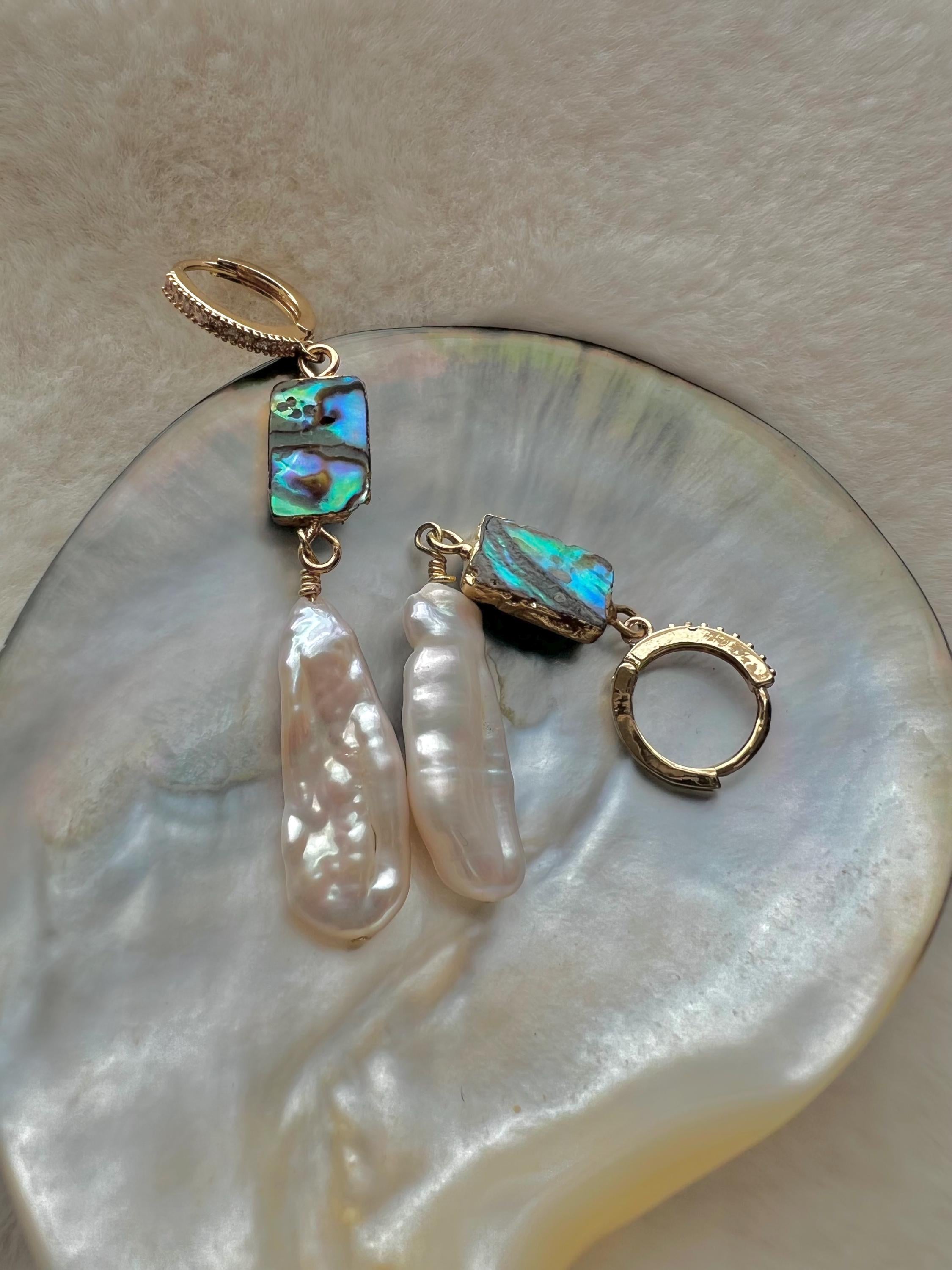 High luster freshwater abalone multiple-pearl dangle earring. Bridal Boho earrings. Bridesmaid gift.