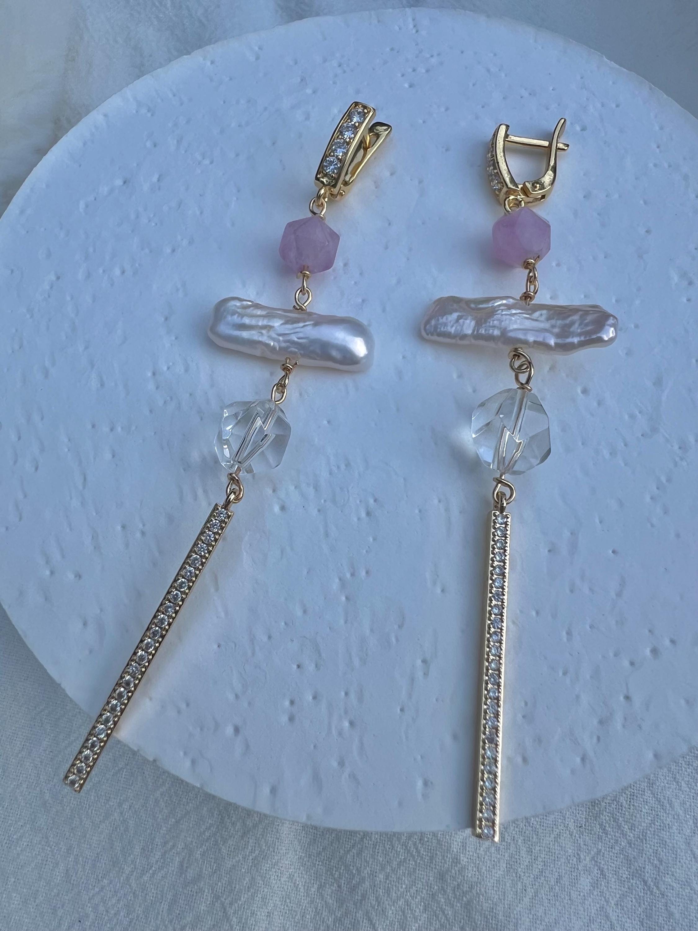 Chic freshwater pearl purple gemstone earrings. Diamond bar earrings. Stylish earrings.Raw crystal earrings.