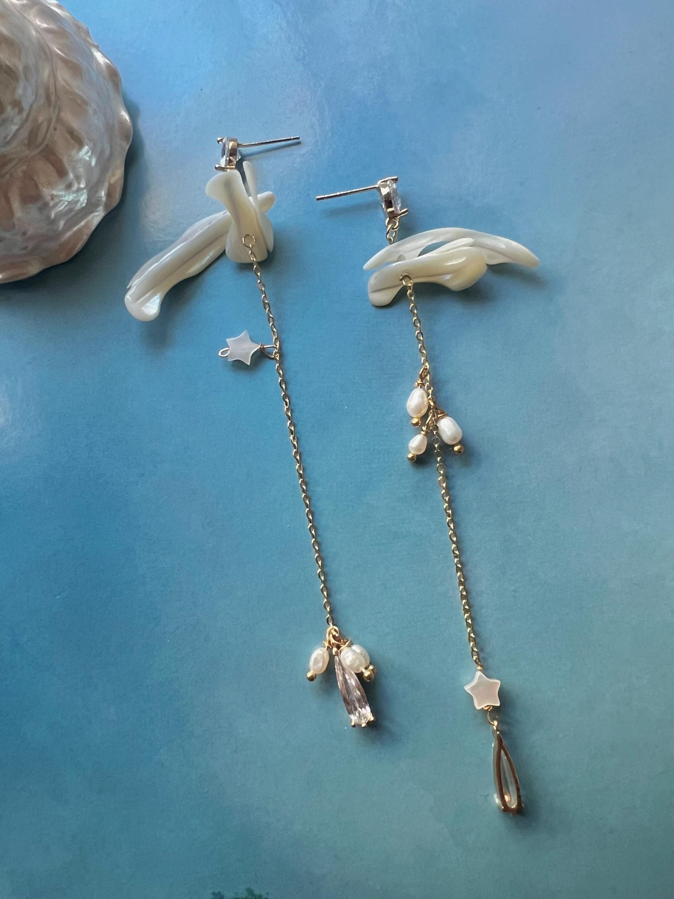 Mother of Pearl Drop Earrings – Delicate Pearl Earrings, Beach Wedding Jewelry