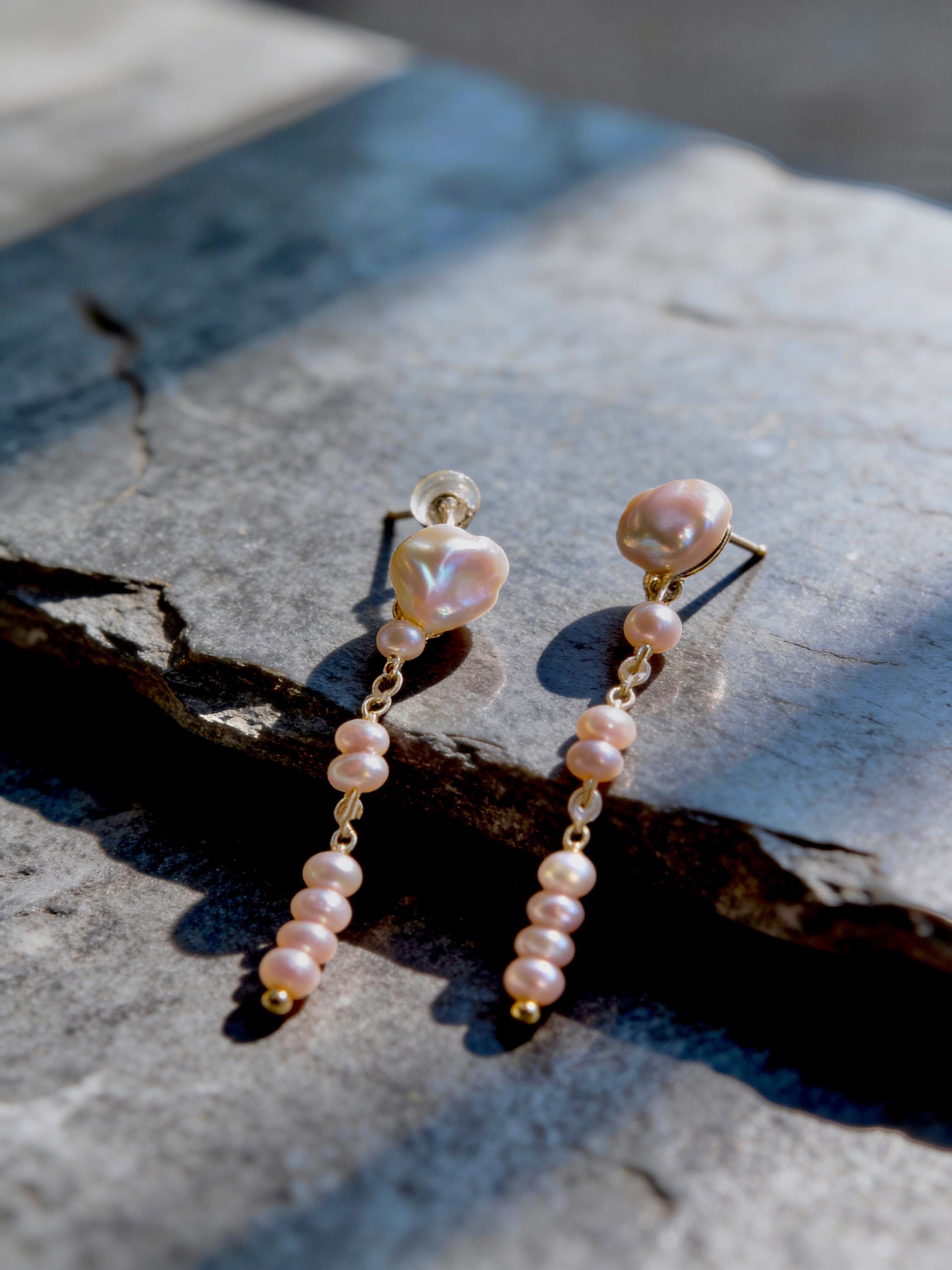 Freshwater baroque irregular nugget purple pearl dangle earrings. Minimalist earrings. Statement earrings. Gift for her