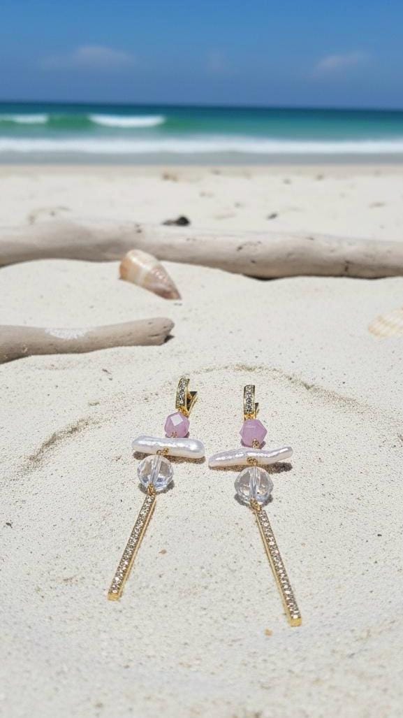 Chic freshwater pearl purple gemstone earrings. Diamond bar earrings. Stylish earrings.Raw crystal earrings.