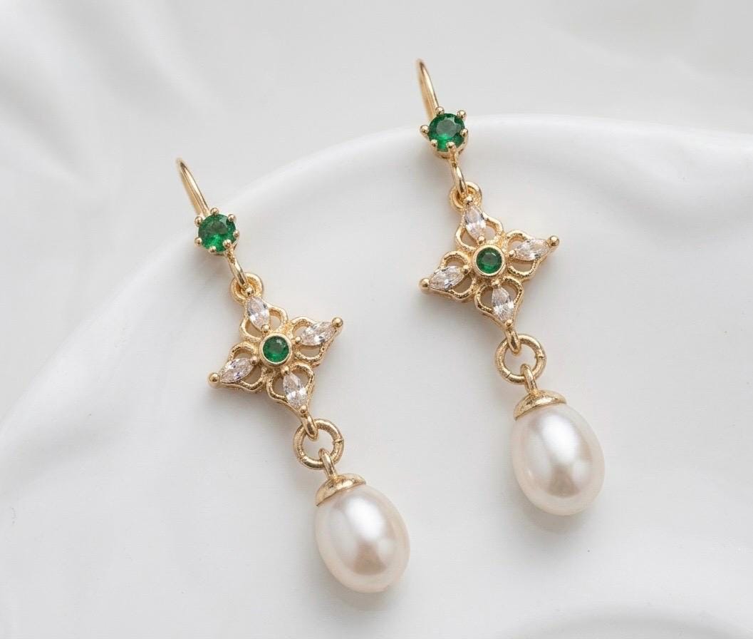 Vintage Pearl Drop Earrings, Green Gemstone Floral Earrings, Gold Dainty Bridal Earrings, Small Elegant Pearl Earrings, Gift for Her