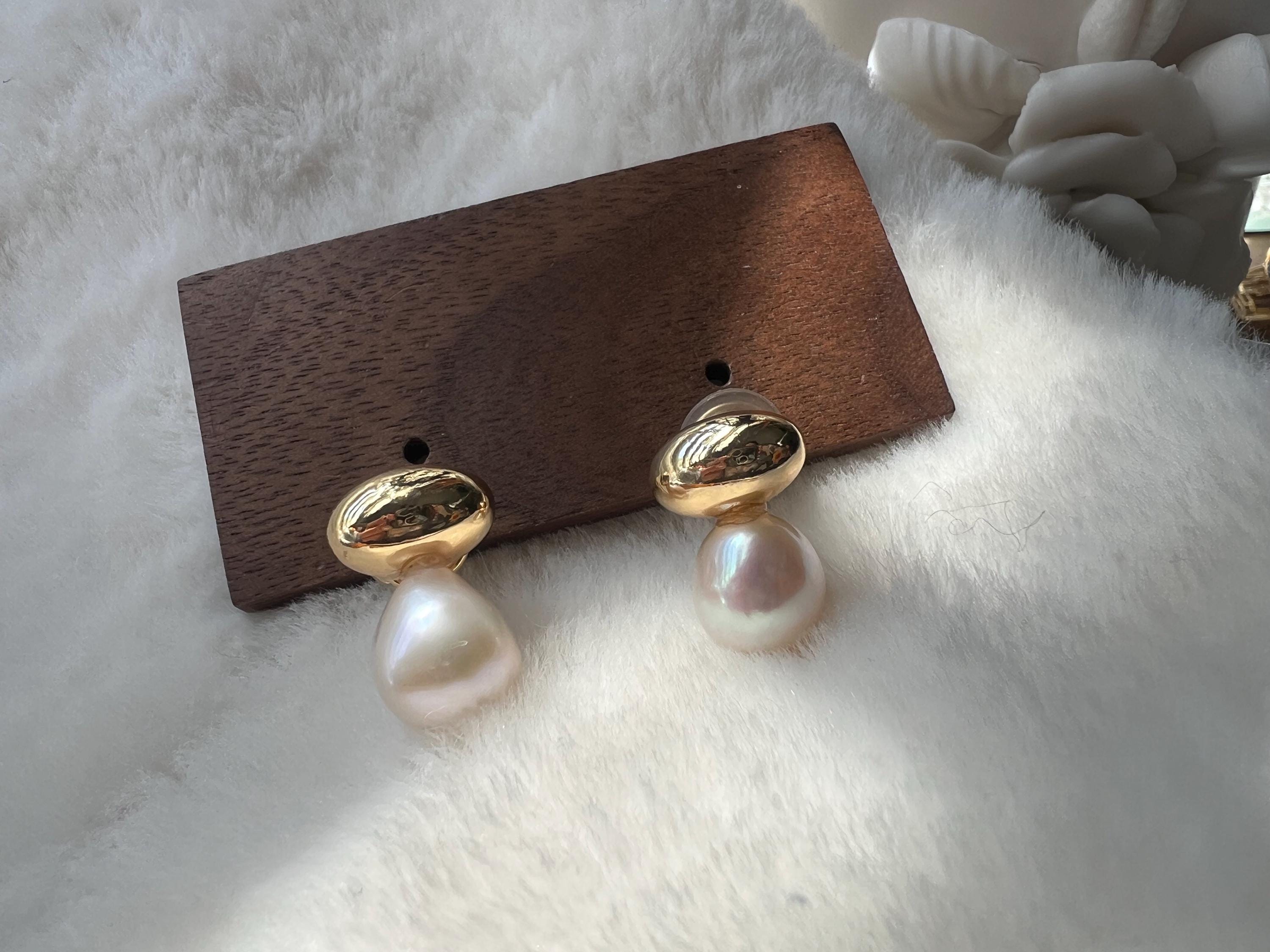 Irregular Pearl Studs, Scandi Style Jewelry, Organic Shape Earrings, Polished Silver Pebble Studs, Quiet Luxury Accessories.