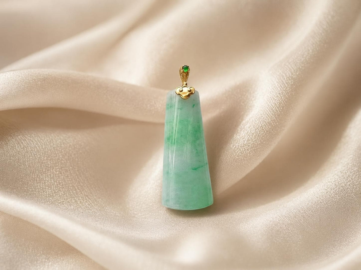 Light Green Jadeite Pendant in 18K Gold
