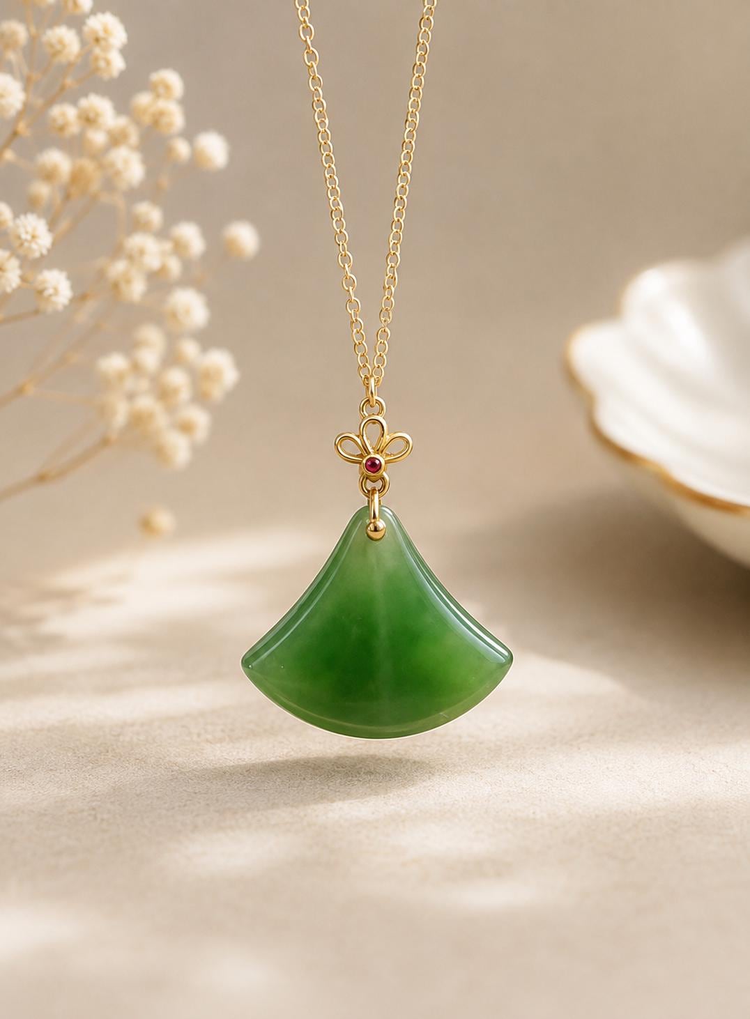 Green Nephrite Fan Pendant in 18K Gold