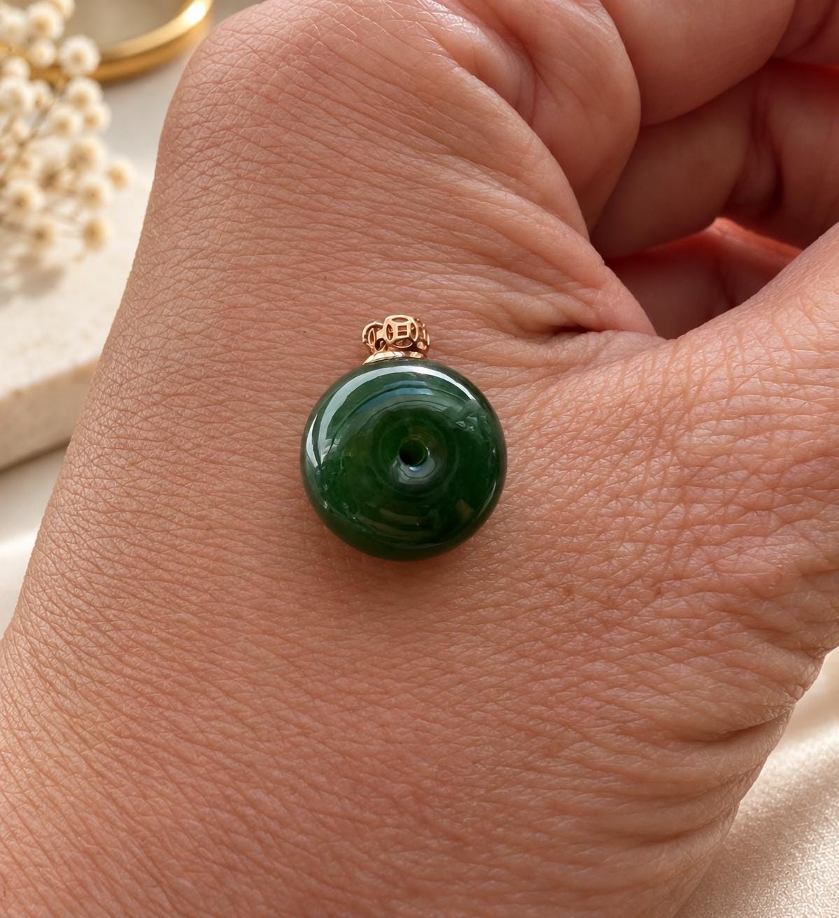 Green Nephrite Donut Pendant in 18K Gold