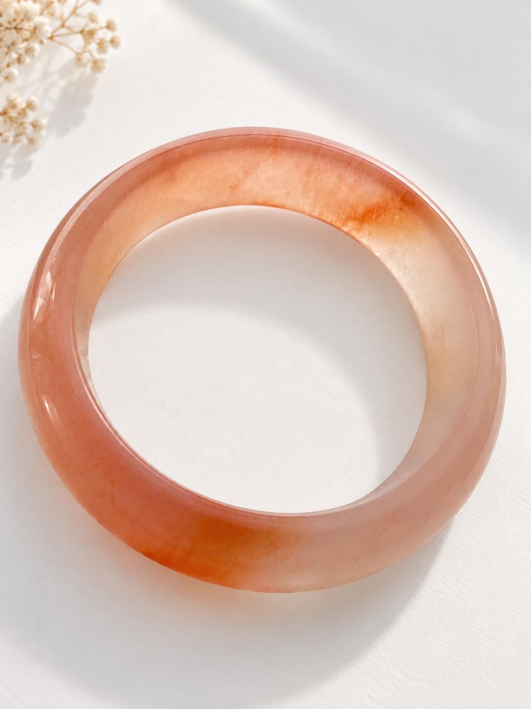 Golden Silk Jade (Jinsiyu) Bangle, 57 mm — product image 1