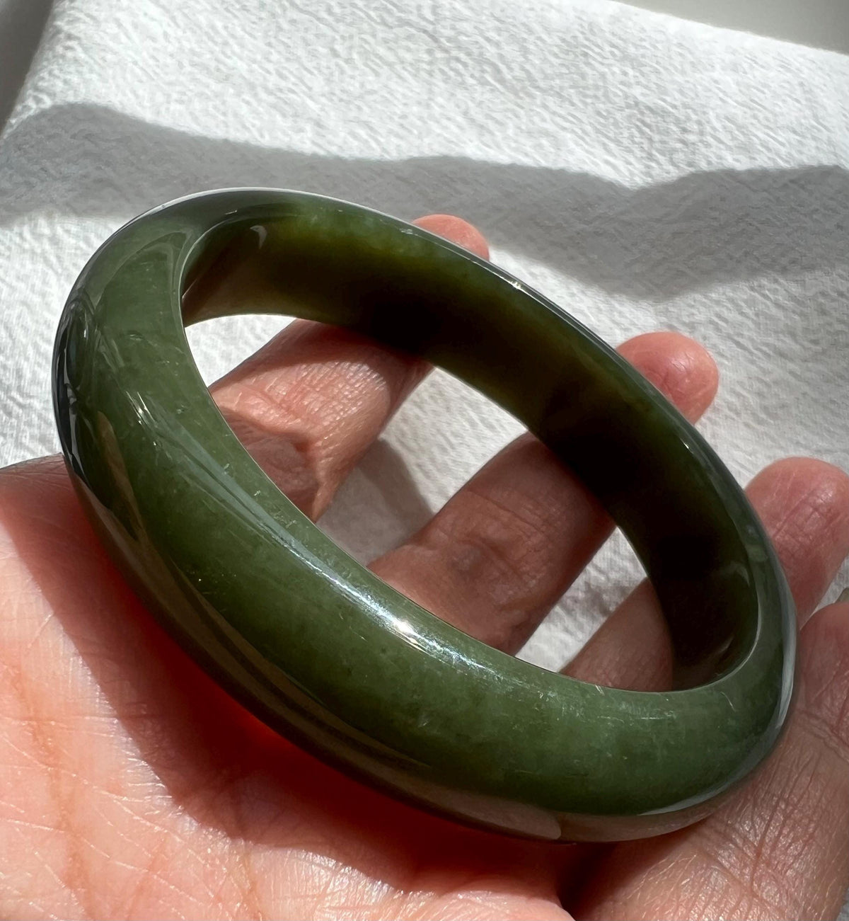 Green Nephrite Bangle, 56 mm