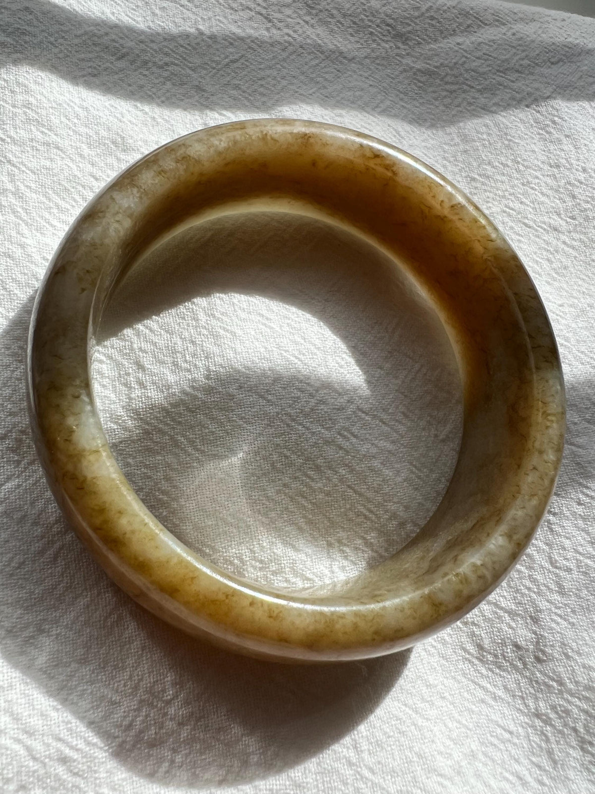 Sugar-White Nephrite Bangle, 60 mm