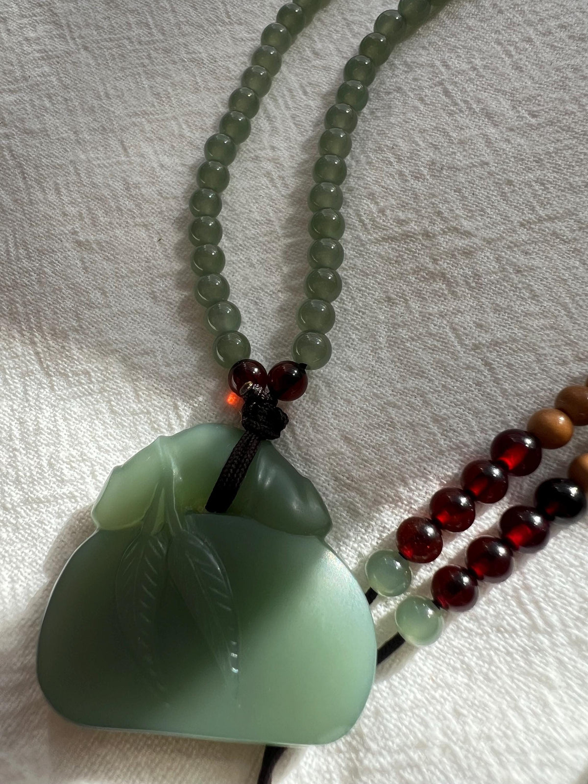 Nephrite Bamboo Necklace with Amber