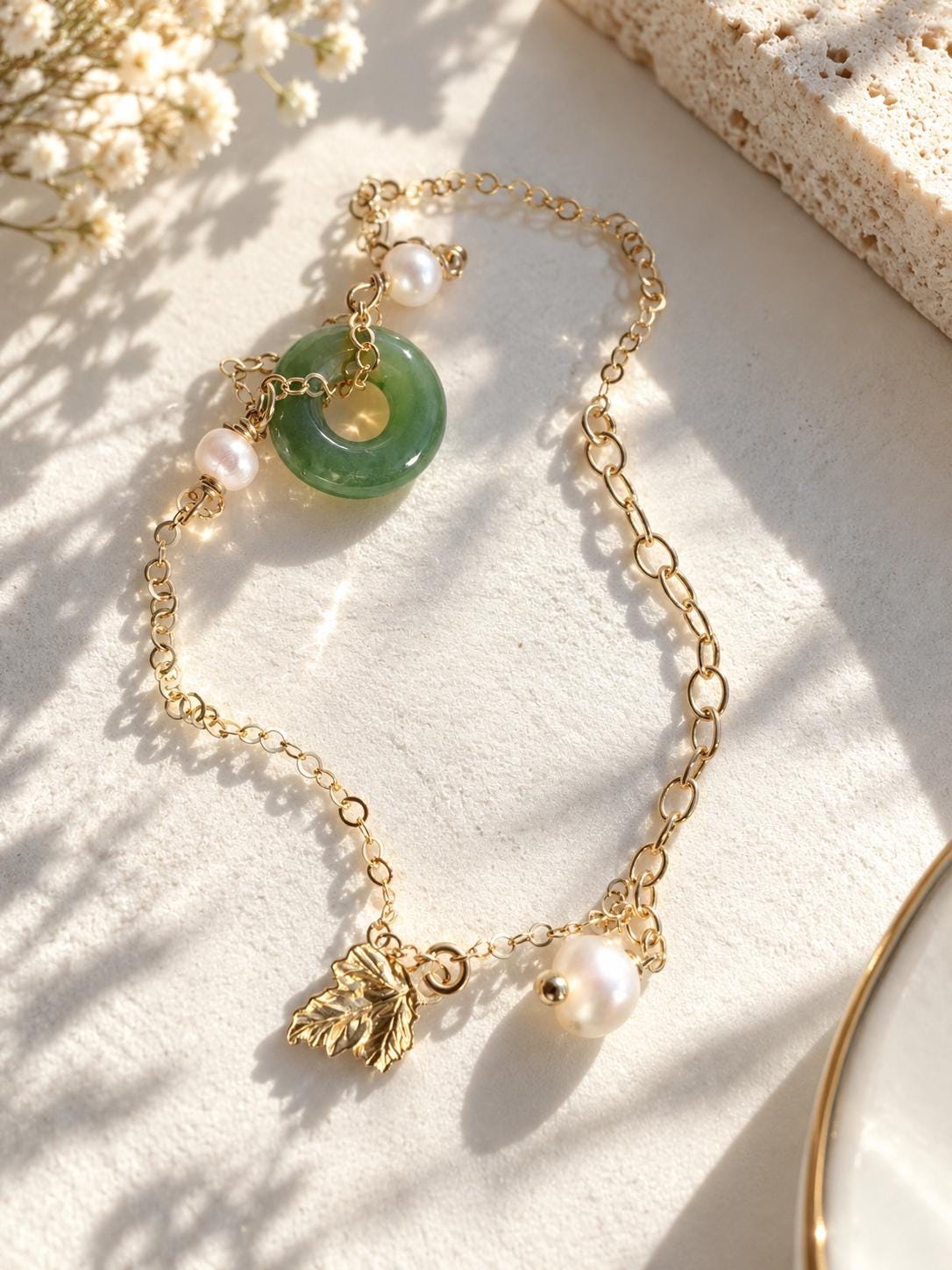 Nephrite & Freshwater Pearl Bracelet
